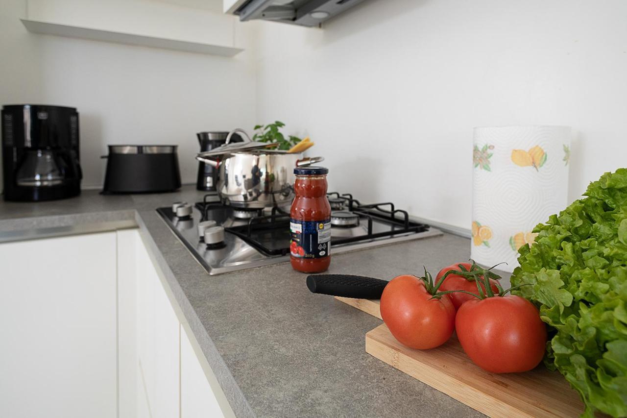 Apartment Brezza Di Lago - Regarda Travel Lazise Eksteriør bilde